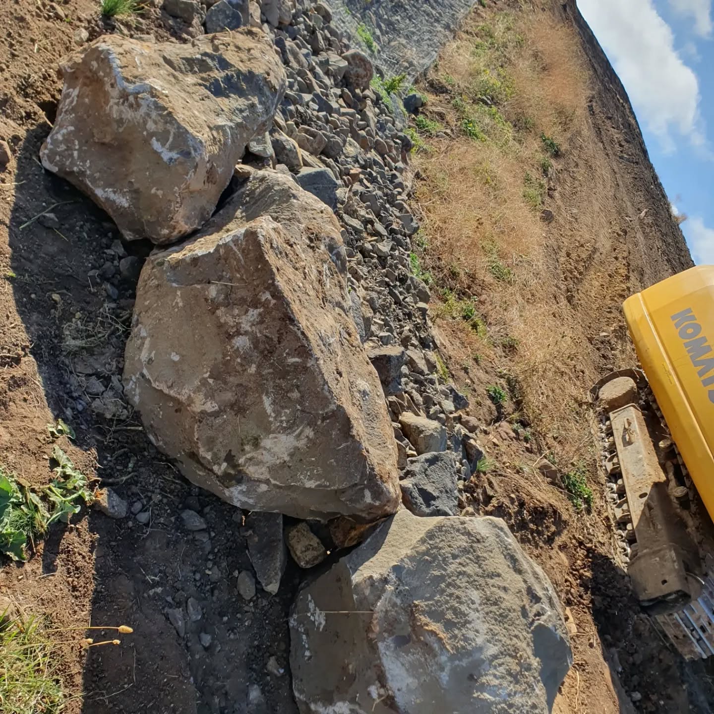 Rock placement civil construction